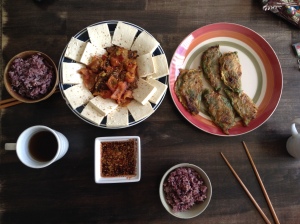 Korean husband cooks for Hmong wife: Healthy tofu and veggi dish
